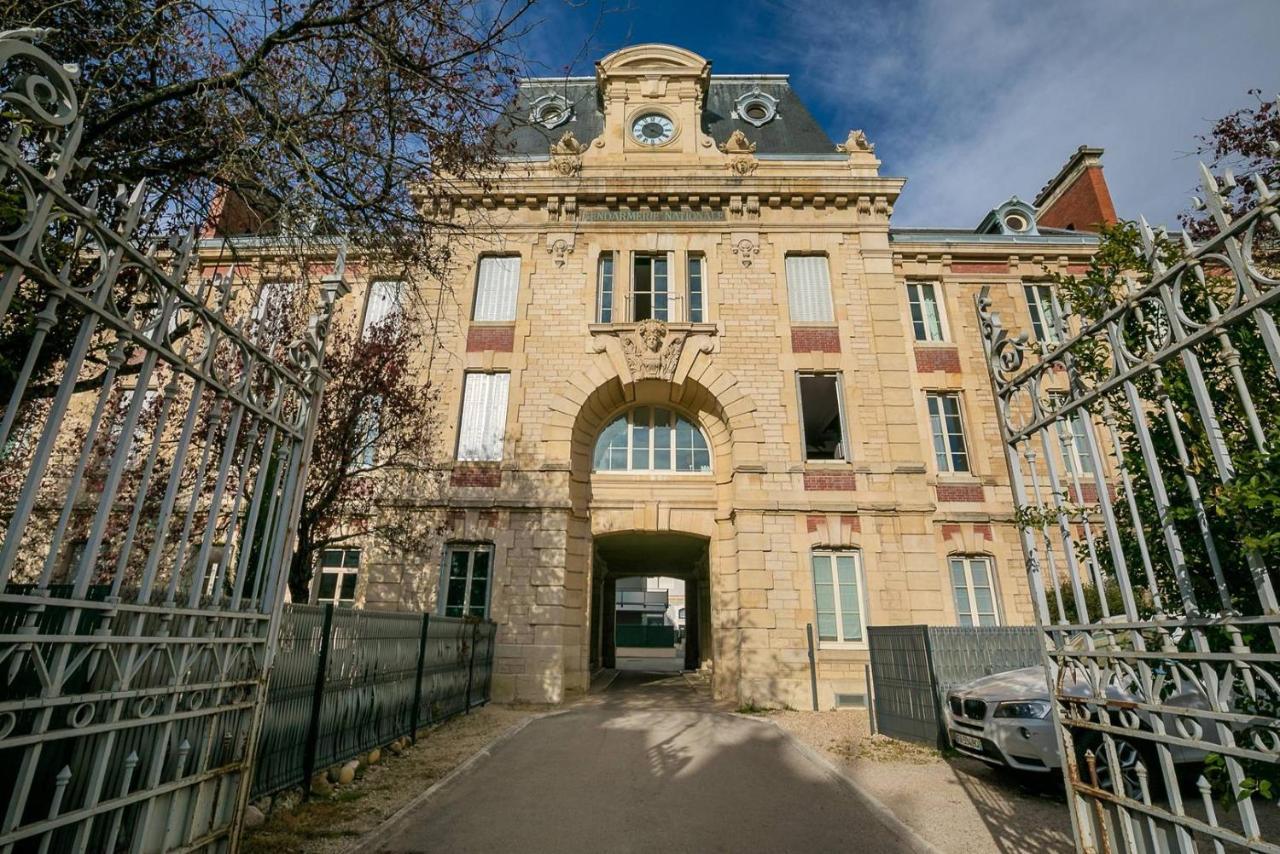 Appartamento Le Corbeau Et Le Homard, Un Vrai Havre De Paix Digione Esterno foto